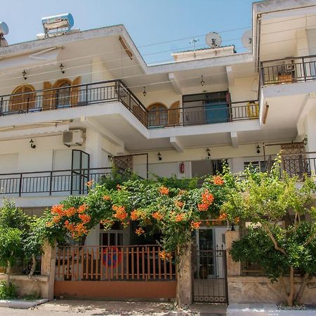 باراليا ديونيسيو Apartments Tania المظهر الخارجي الصورة