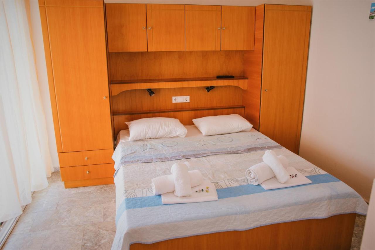 باراليا ديونيسيو Apartments Tania المظهر الخارجي الصورة